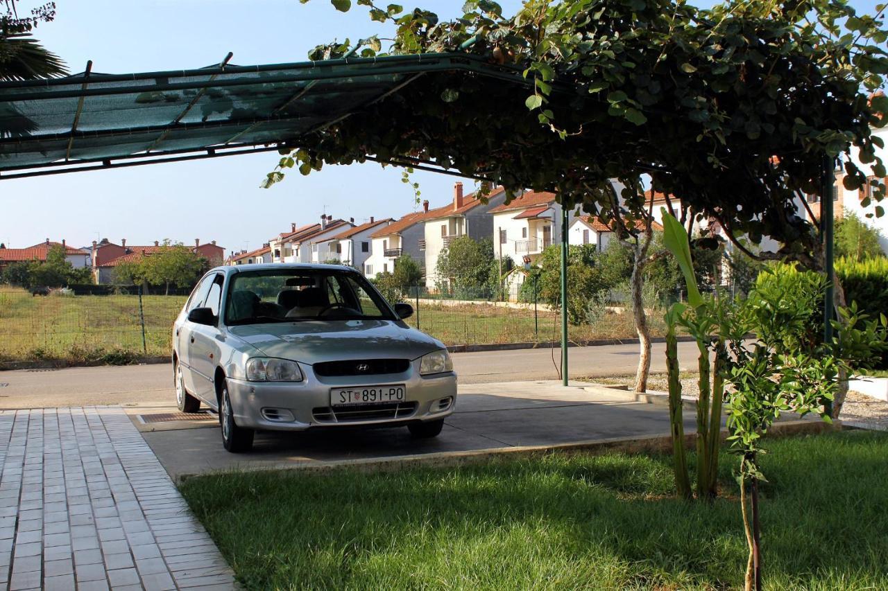 Apartment With A Parking Space - 7109 Umag